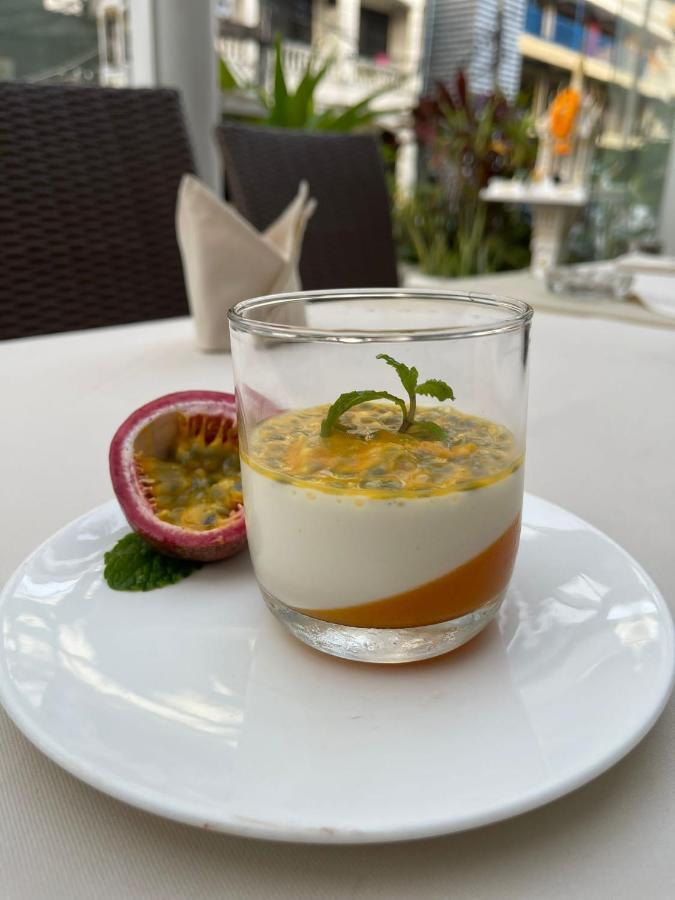 Hotel Nirvana - La Dolce Vita Patong Kültér fotó